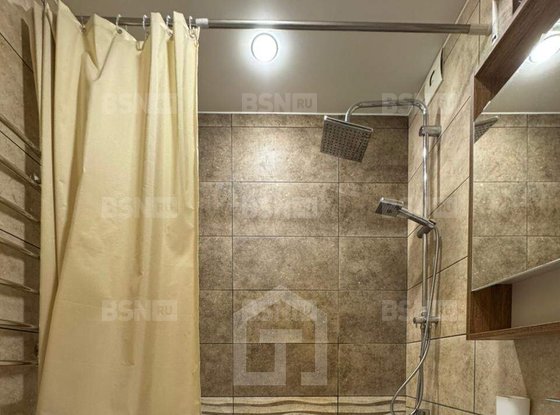 Продажа трехкомнатной квартиры - Хошимина улица, д.13, корп.2 