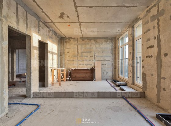 Продажа трехкомнатной квартиры - Лисичанская улица, д.14 