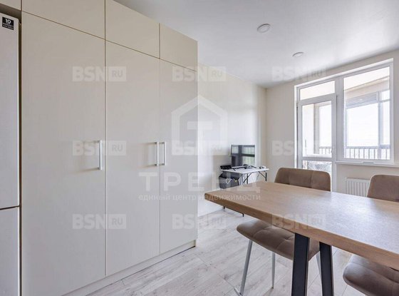 Продажа однокомнатной квартиры - Ломоносов, Заводская улица, д.17 