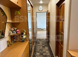 Продажа трехкомнатной квартиры - Ленинградская область, Ломоносовский район, Кипень д., Ропшинское ш., д.15 