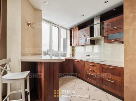 Продажа трехкомнатной квартиры - Энгельса проспект, д.93 
