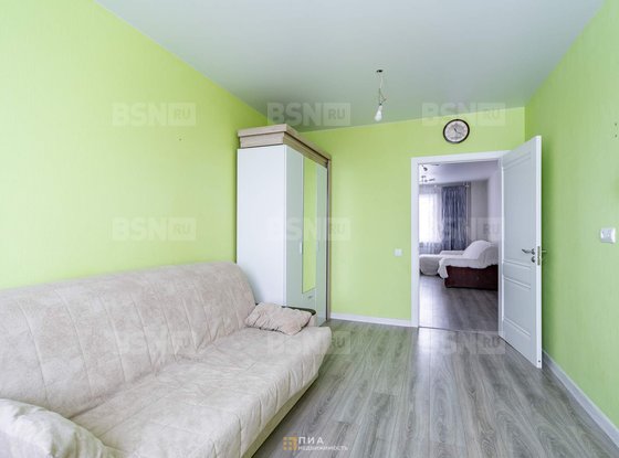 Продажа четырехкомнатной квартиры - поселок Парголово, Тихоокеанская улица, д.1, корп.1 стр 1 