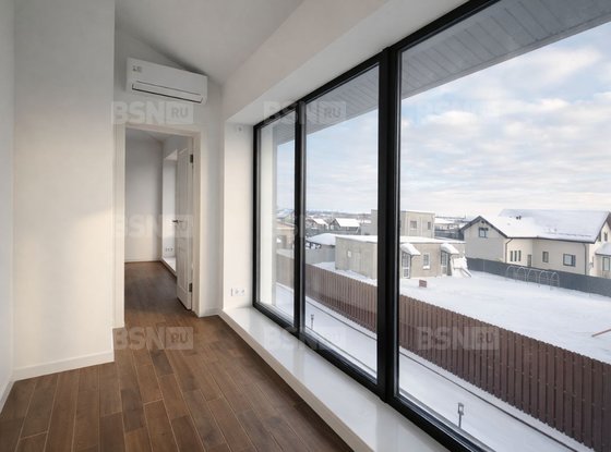 Продажа коттеджа - городской поселок Тайцы, Писателя Михаила Чулаки улица