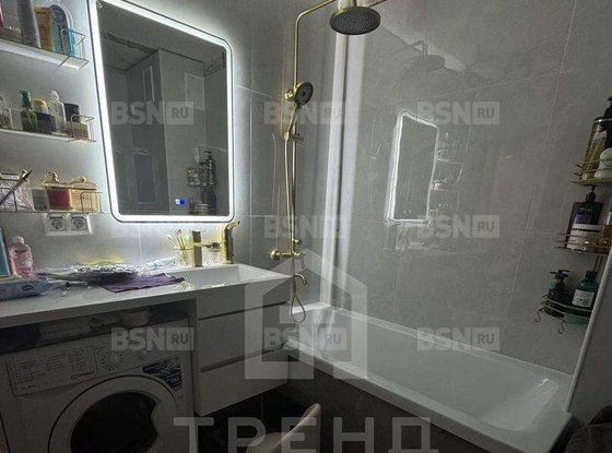 Продажа двухкомнатной квартиры - Коммуны улица, д.30, корп.1 