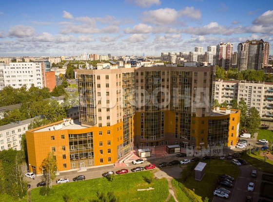 Продажа трехкомнатной квартиры - Краснопутиловская улица, д.111 