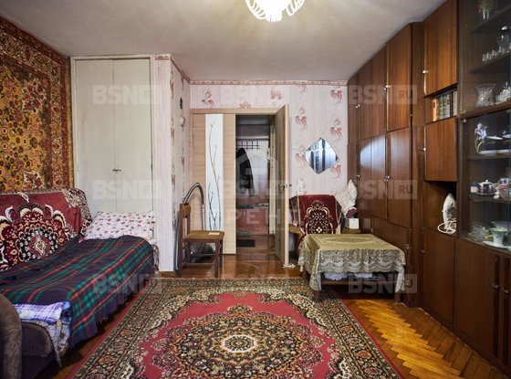 Продажа трехкомнатной квартиры - Петергоф, Суворовская улица, д.3, корп.9 