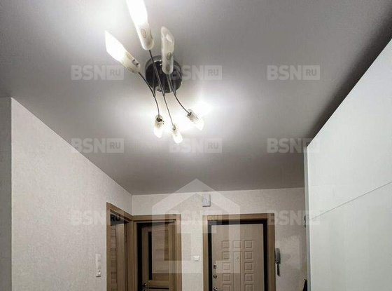 Продажа четырехкомнатной квартиры - Маршала Захарова улица, д.39 