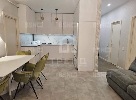 Продажа трехкомнатной квартиры - городской поселок Новоселье, Невская улица, д.5/7 