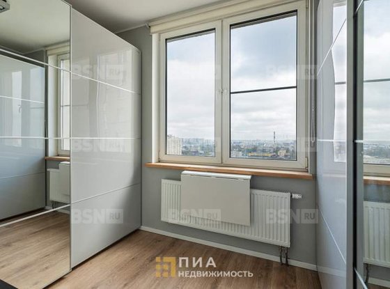 Продажа двухкомнатной квартиры - Александровской Фермы проспект, д.8 