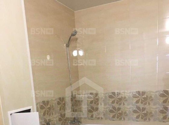 Продажа трехкомнатной квартиры - Новолитовская улица, д.14 
