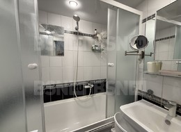 Продажа трехкомнатной квартиры - Красных Командиров ул., 9 