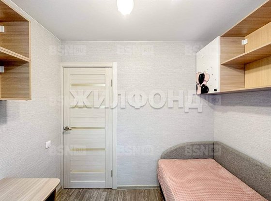 Продажа четырехкомнатной квартиры - Пограничника Гарькавого улица, д.48, корп.2 