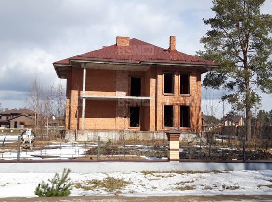 Продажа дома - поселок Ленинское, Мира улица, д.105