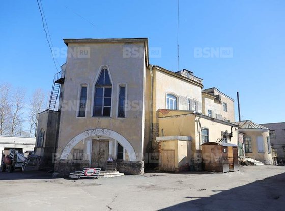 Продажа отдельно стоящего здания - Ломоносов, Морская улица, д.86 