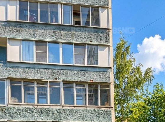 Продажа трехкомнатной квартиры - Дыбенко улица, д.11, корп.1 