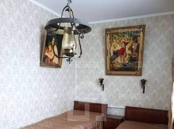 Продажа трехкомнатной квартиры - Ломоносов, Пулемётчиков улица, д.20 