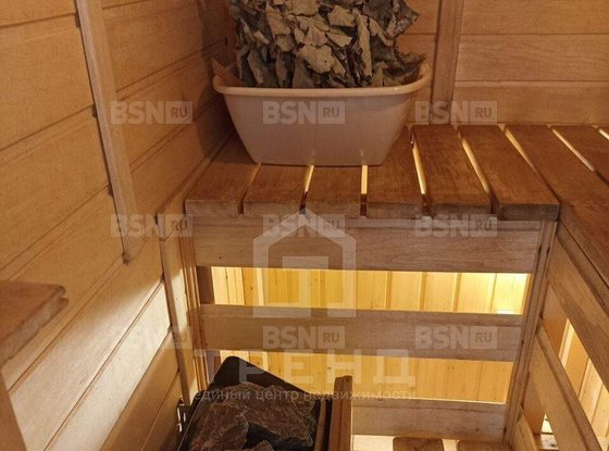 Продажа трехкомнатной квартиры - Науки проспект, д.2 