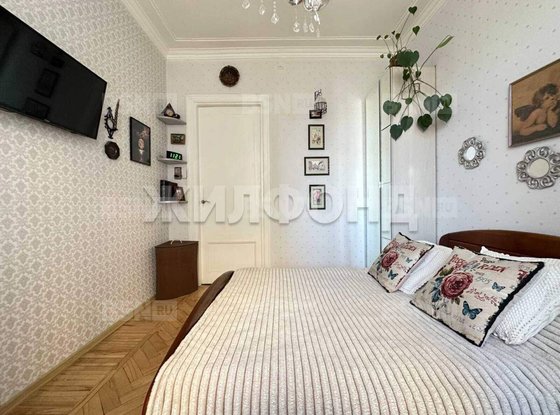 Продажа двухкомнатной квартиры - Красных Зорь бульвар, д.1 