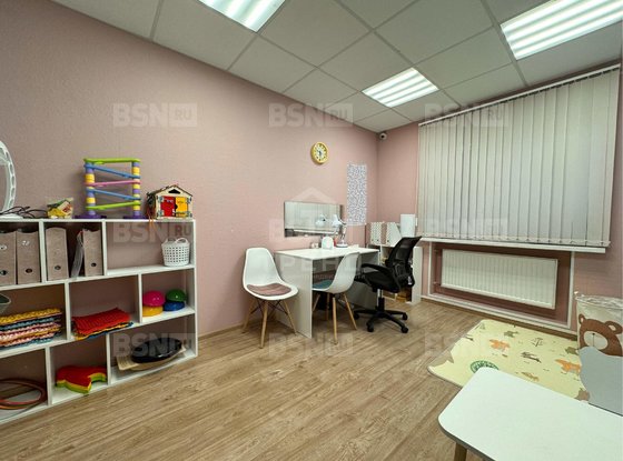 Продажа трехкомнатной квартиры - Ушинского улица, д.3, корп.2 