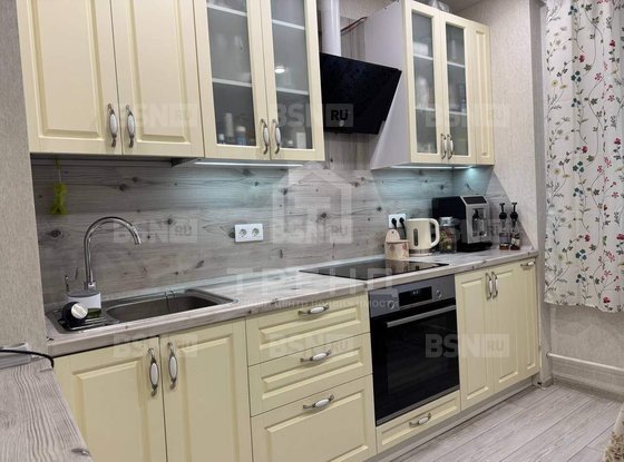 Продажа трехкомнатной квартиры - Большеохтинский проспект, д.15, корп.2 стр 1 