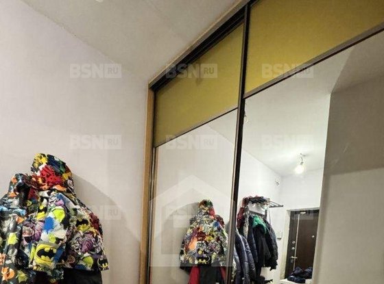 Продажа двухкомнатной квартиры - поселок Романовка, Школьная улица, д.60 