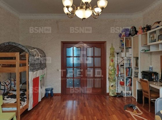 Продажа трехкомнатной квартиры - Кузнецовская улица, д.32 
