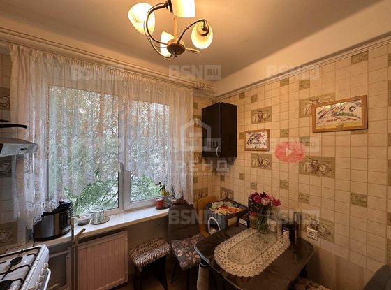 Продажа трехкомнатной квартиры - Художников проспект, д.30, корп.2 