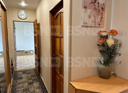 Продажа трехкомнатной квартиры - Ленинградская область, Ломоносовский район, Кипень д., Ропшинское ш., д.15 