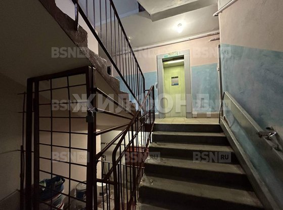 Продажа комнаты в трехкомнатной квартире - Королёва проспект, д.9 