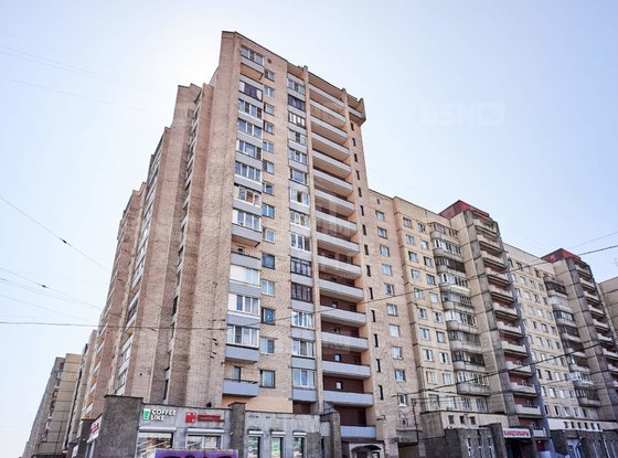 Продажа двухкомнатной квартиры - Большевиков проспект, д.1 