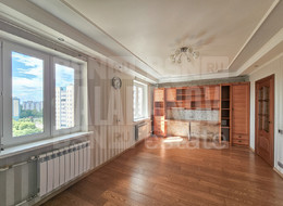 Продажа трехкомнатной квартиры - Московская ул., 11 