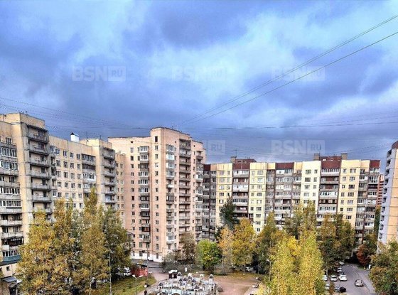 Продажа четырехкомнатной квартиры - Большевиков проспект, д.4, корп.1 