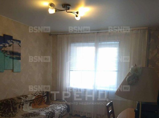 Продажа трехкомнатной квартиры - поселок Шушары, Окуловская улица, д.7, корп.1 