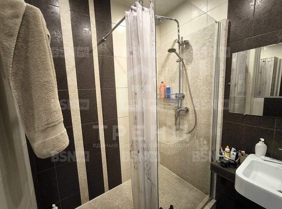 Продажа трехкомнатной квартиры - Ветеранов проспект, д.73 