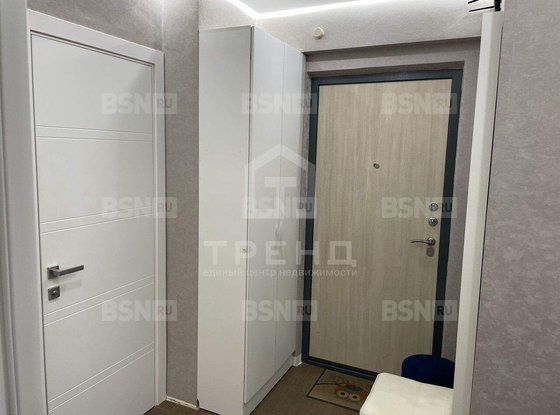 Продажа трехкомнатной квартиры - Вадима Шефнера улица, д.10, корп.1 стр 1 