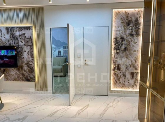 Продажа двухкомнатной квартиры - Челюскина улица, д.8, стр1 