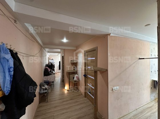 Продажа четырехкомнатной квартиры - Большевиков проспект, д.4, корп.1 