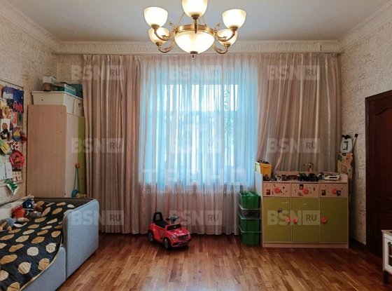 Продажа трехкомнатной квартиры - Кузнецовская улица, д.32 