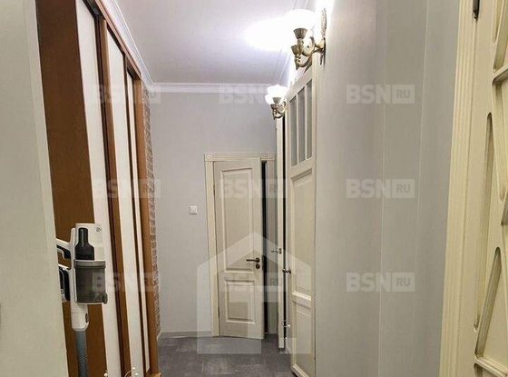 Продажа трехкомнатной квартиры - Малый В.О. проспект, д.33 