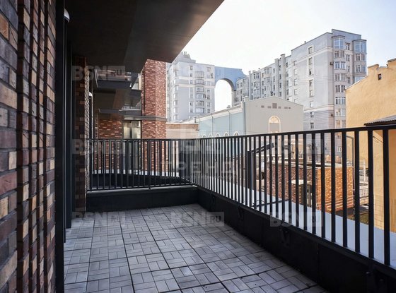 Продажа двухкомнатной квартиры - Помяловского улица, д.3 