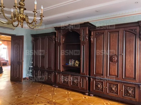 Аренда трехкомнатной квартиры - Невский проспект, д.64 