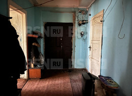 Продажа комнаты в четырехкомнатной квартире - Ленинградская область, Гатчинский район, Гатчина г., Красноармейский пр-кт., д.17 