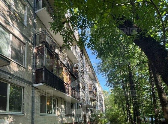 Продажа двухкомнатной квартиры - Ленсовета улица, д.76 