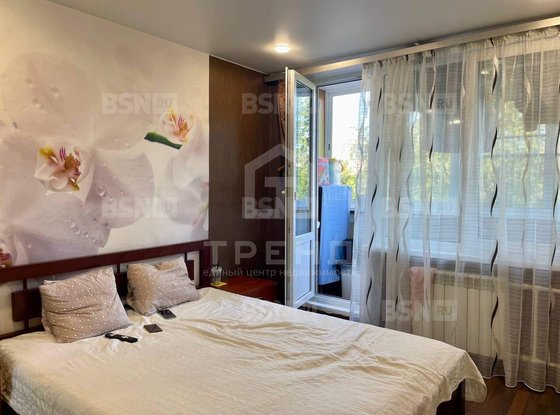 Продажа трехкомнатной квартиры - Крыленко улица, д.33, корп.1 