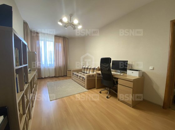 Продажа трехкомнатной квартиры - Художников проспект, д.33, корп.4 
