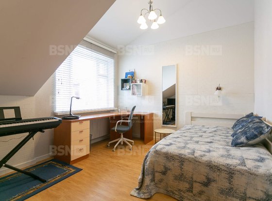 Продажа трехкомнатной квартиры - 3-я линия 1-й половины улица, д.53 