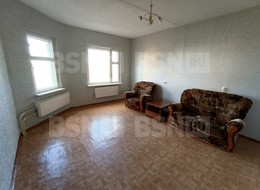 Продажа четырехкомнатной квартиры - Ленинградская область, Гатчинский район, Гатчина г., Генерала Сандалова ул., д.5 