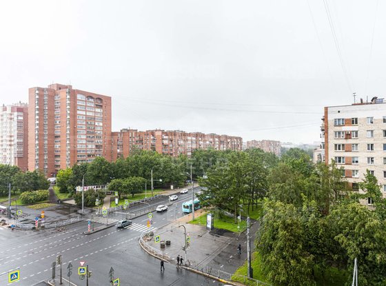 Продажа трехкомнатной квартиры - Светлановский проспект, д.14, корп.1 стр 1 