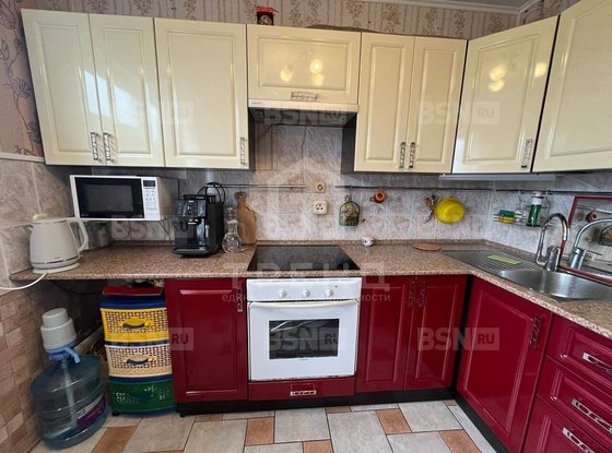 Продажа трехкомнатной квартиры - деревня Лесколово, Красноборская улица, д.24 