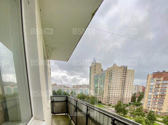 Продажа трехкомнатной квартиры - Художников проспект, д.15, корп.1 